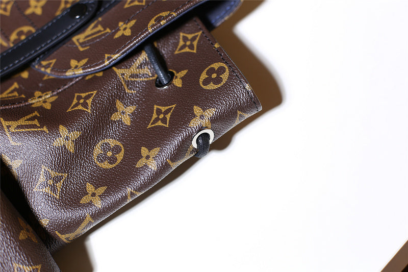 Franco Shops - Louis Vuittons  - 9702
