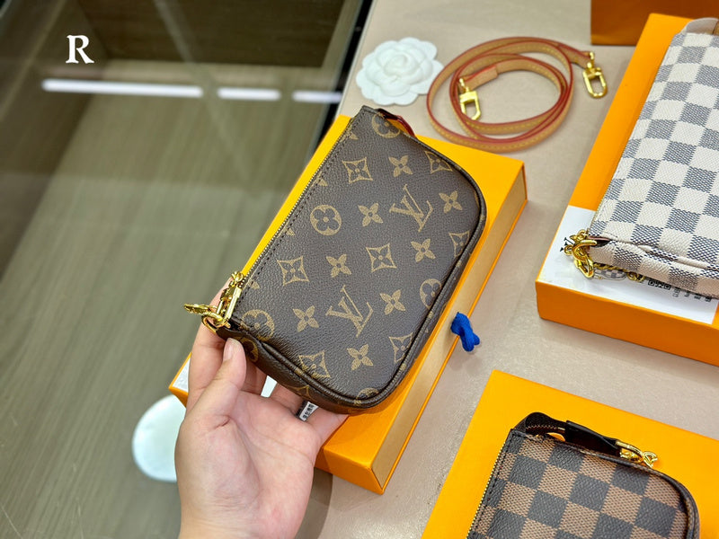 Franco Shops - Louis Vuittons  - 15010
