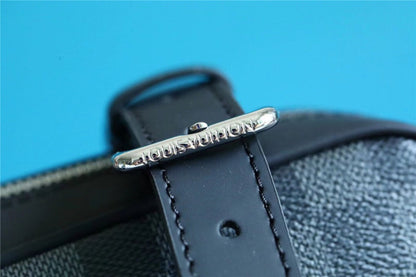 Franco Shops - Louis Vuittons  - 9817