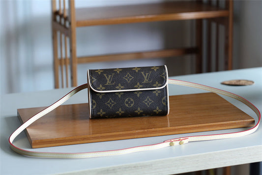 Franco Shops - Louis Vuittons  - 9260