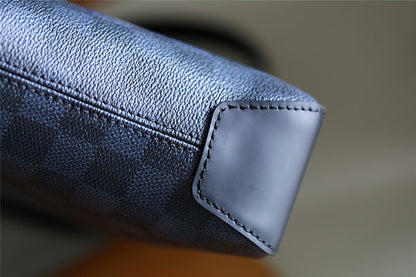 Franco Shops - Louis Vuittons  - 9880