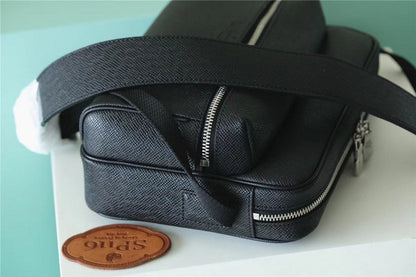 Franco Shops - Louis Vuittons  - 10194