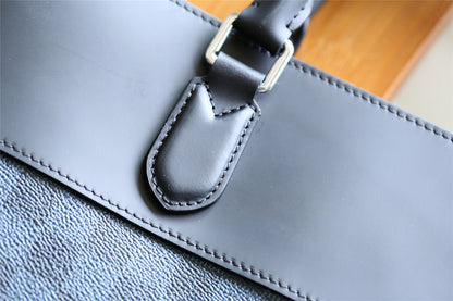 Franco Shops - Louis Vuittons  - 9884