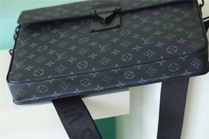Franco Shops - Louis Vuittons  - 10091