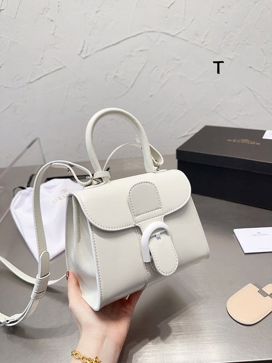 Franco Shops - Louis Vuittons  - 15125