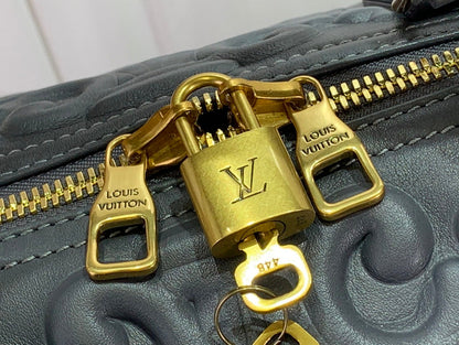 Franco Shops - Louis Vuittons  - 15252