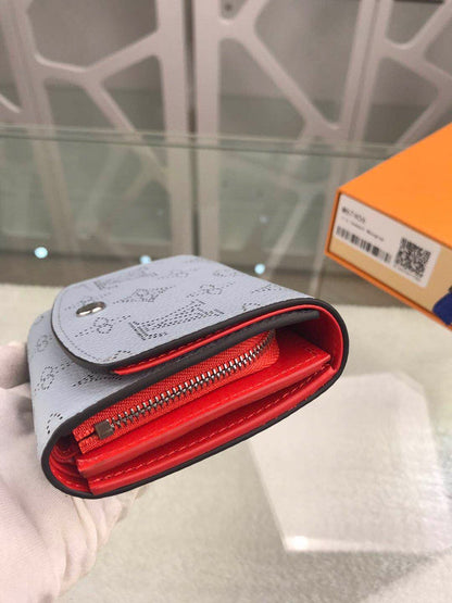 Franco Shops - Louis Vuittons  - 9152