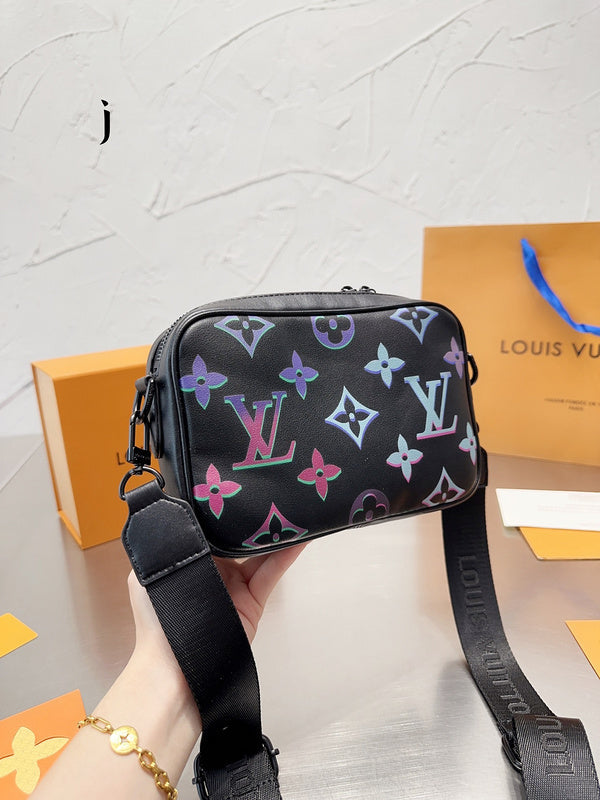 Franco Shops - Louis Vuittons  - 15086