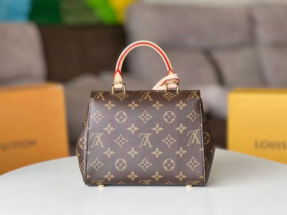 Franco Shops - Louis Vuittons  - 15329