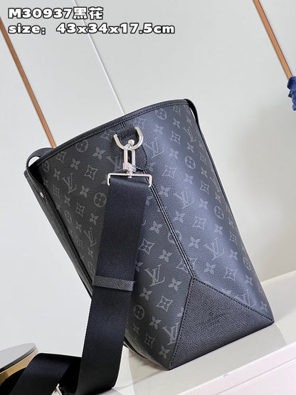 Franco Shops - Louis Vuittons  - 15503