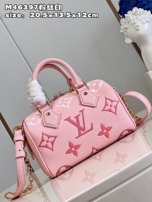 Franco Shops - Louis Vuittons  - 15401