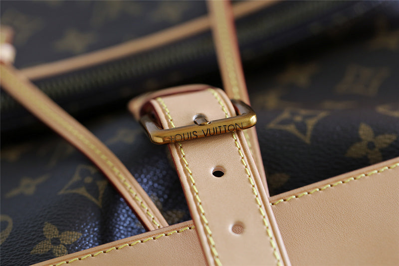 Franco Shops - Louis Vuittons  - 9750