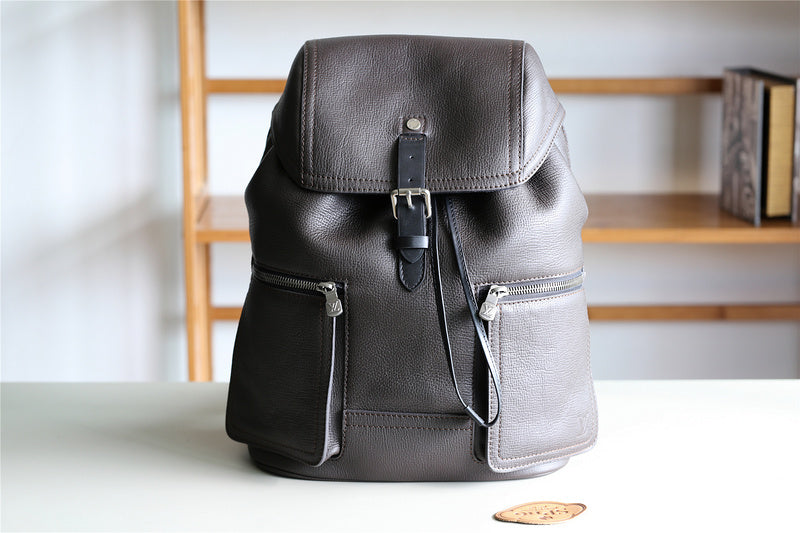 Franco Shops - Louis Vuittons  - 9752