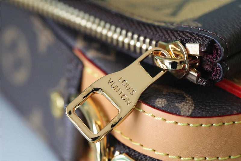 Franco Shops - Louis Vuittons  - 10053