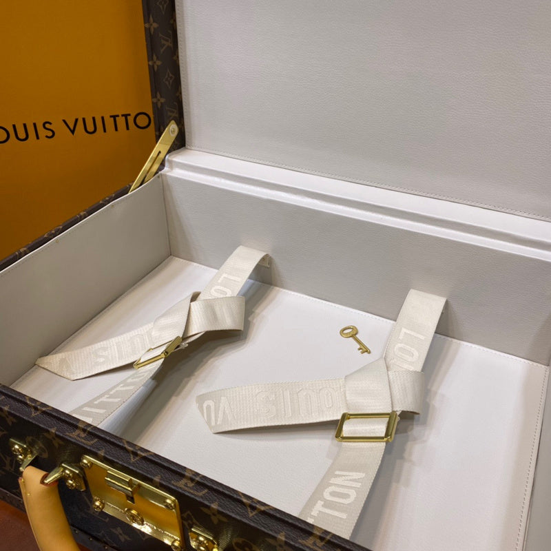 Franco Shops - Louis Vuittons  - 9495