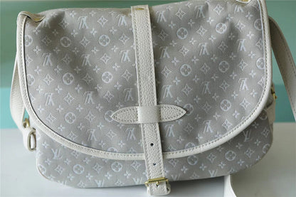 Franco Shops - Louis Vuittons  - 10009