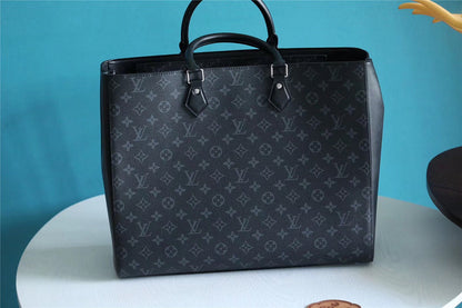 Franco Shops - Louis Vuittons  - 9858