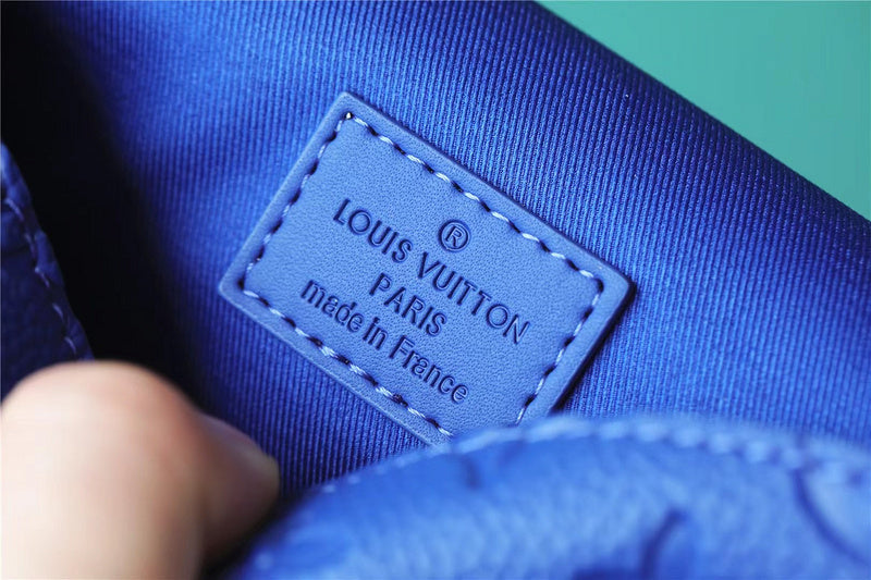 Franco Shops - Louis Vuittons  - 9918