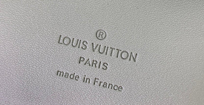 Franco Shops - Louis Vuittons  - 15645