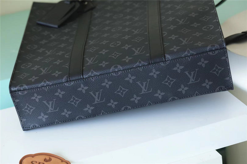 Franco Shops - Louis Vuittons  - 10023