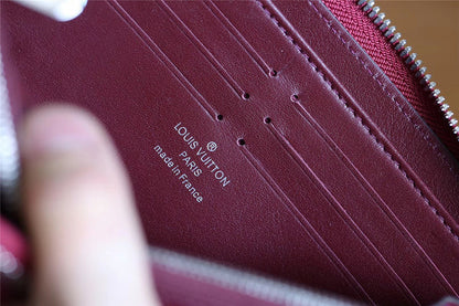 Franco Shops - Louis Vuittons  - 9414