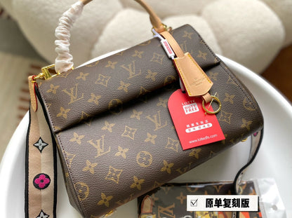Franco Shops - Louis Vuittons  - 14915