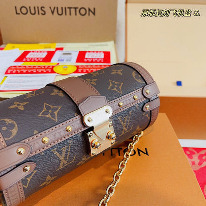Franco Shops - Louis Vuittons  - 15073