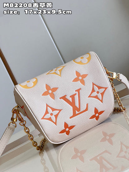 Franco Shops - Louis Vuittons  - 15343