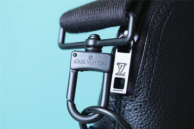 Franco Shops - Louis Vuittons  - 9812