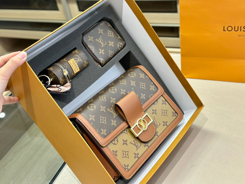 Franco Shops - Louis Vuittons  - 14893