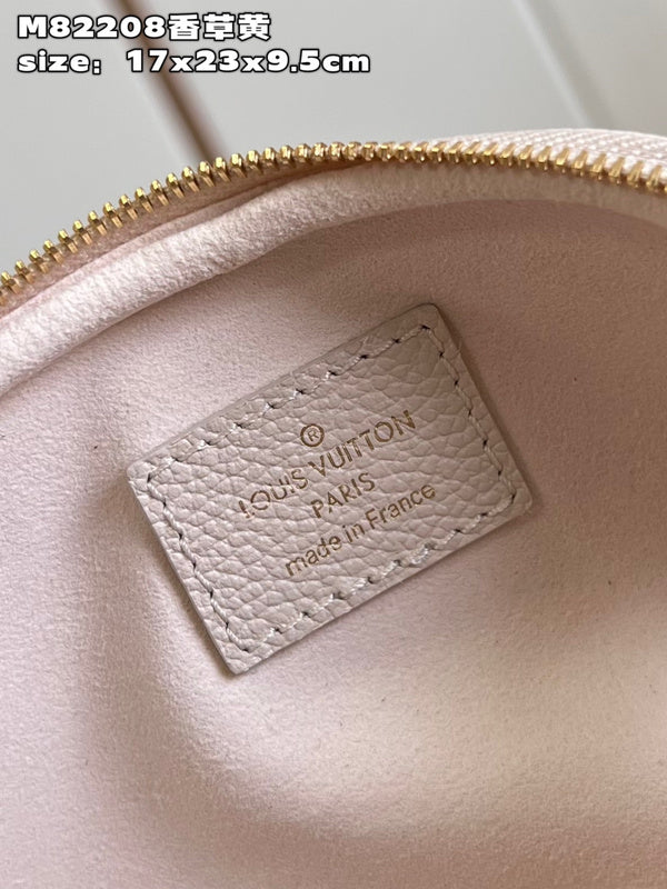 Franco Shops - Louis Vuittons  - 15343