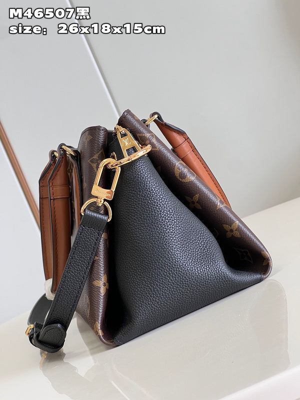 Franco Shops - Louis Vuittons  - 15319