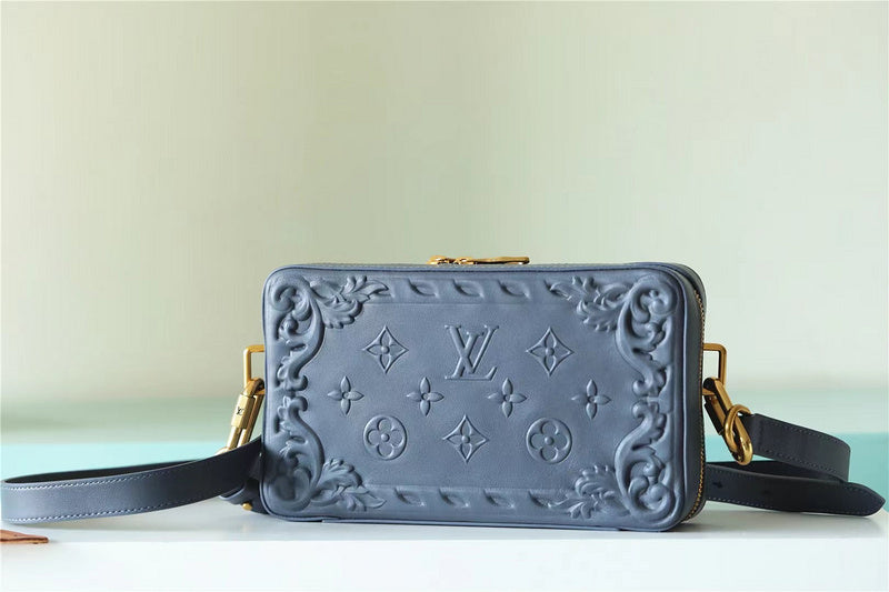 Franco Shops - Louis Vuittons  - 9938