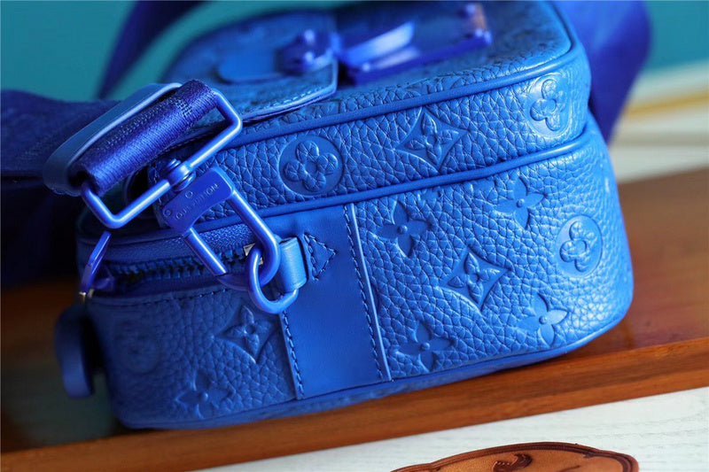 Franco Shops - Louis Vuittons  - 10104