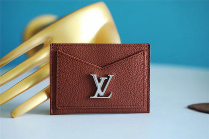 Franco Shops - Louis Vuittons  - 9256