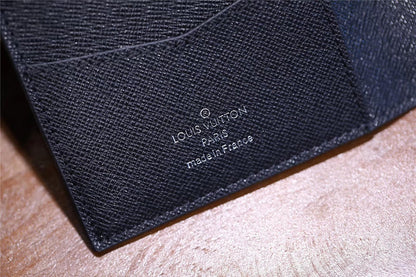Franco Shops - Louis Vuittons  - 9308
