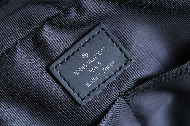 Franco Shops - Louis Vuittons  - 9883