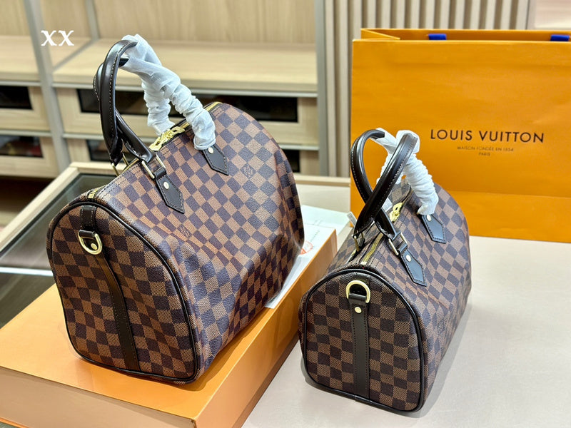 Franco Shops - Louis Vuittons  - 15047