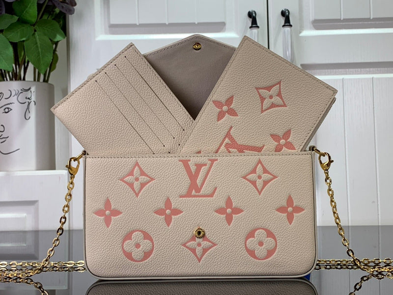 Franco Shops - Louis Vuittons  - 15822
