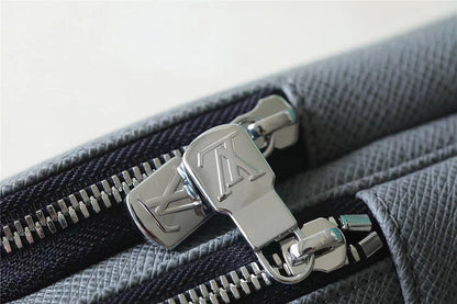 Franco Shops - Louis Vuittons  - 10218