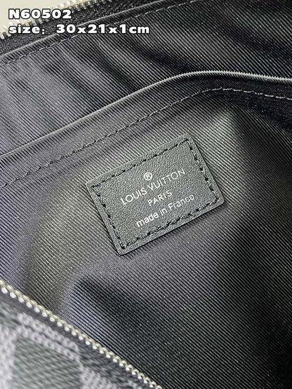Franco Shops - Louis Vuittons  - 15375