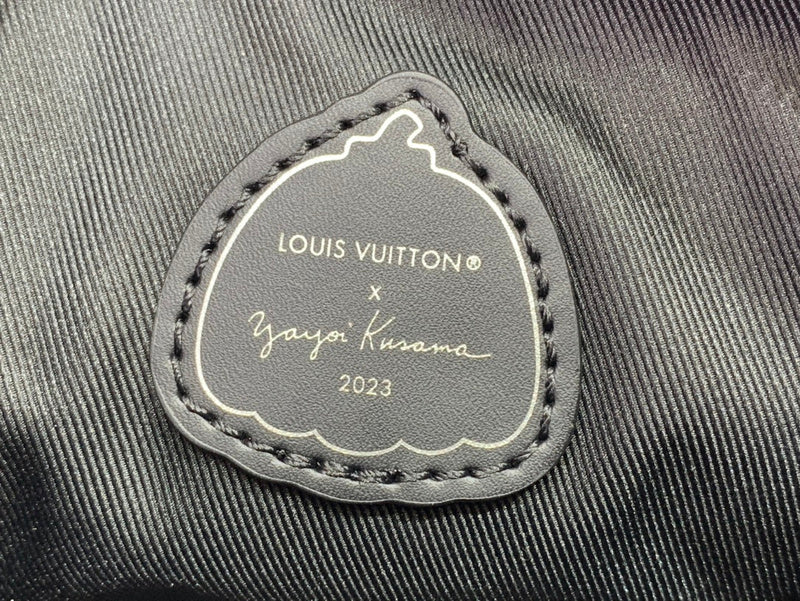 Franco Shops - Louis Vuittons  - 15638