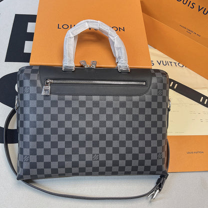 Franco Shops - Louis Vuittons  - 9817