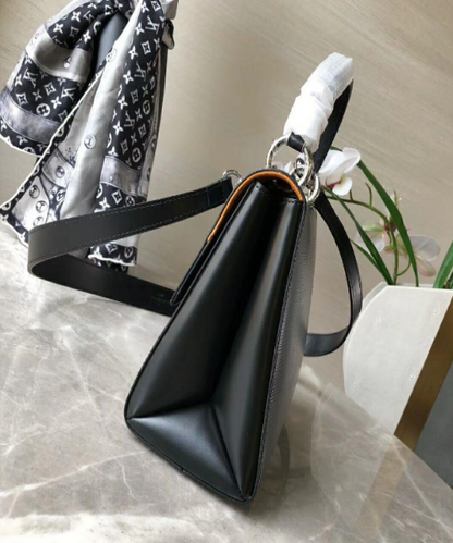 Louis Vuitton Grenelle MM Epi Leather Noir