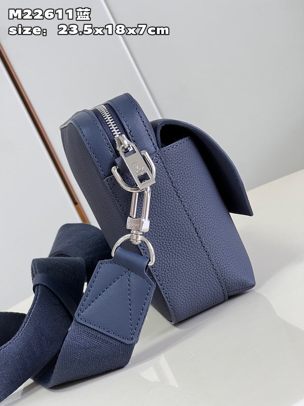 Franco Shops - Louis Vuittons  - 15295