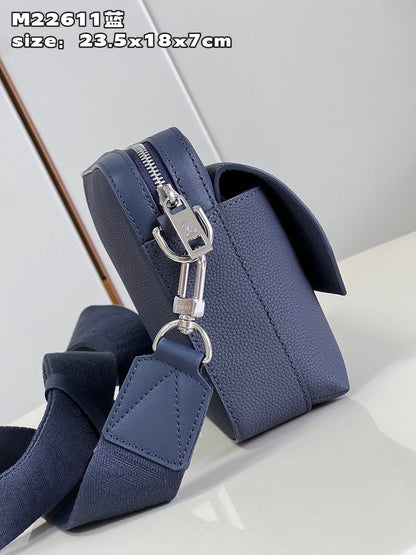Franco Shops - Louis Vuittons  - 15295