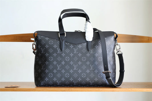 Franco Shops - Louis Vuittons  - 9887