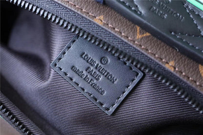 Franco Shops - Louis Vuittons  - 10095
