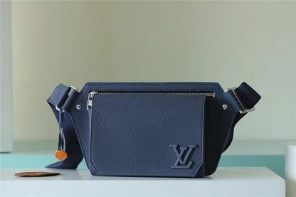 Franco Shops - Louis Vuittons  - 9980