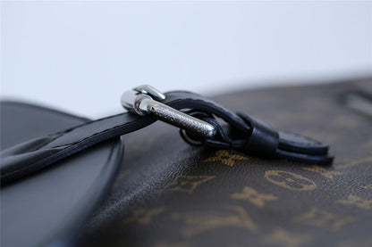 Franco Shops - Louis Vuittons  - 9741